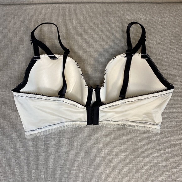 Victoria's Secret Dream Angels Lined Demi Black White Floral Wire Bra 36DD - Picture 3 of 11